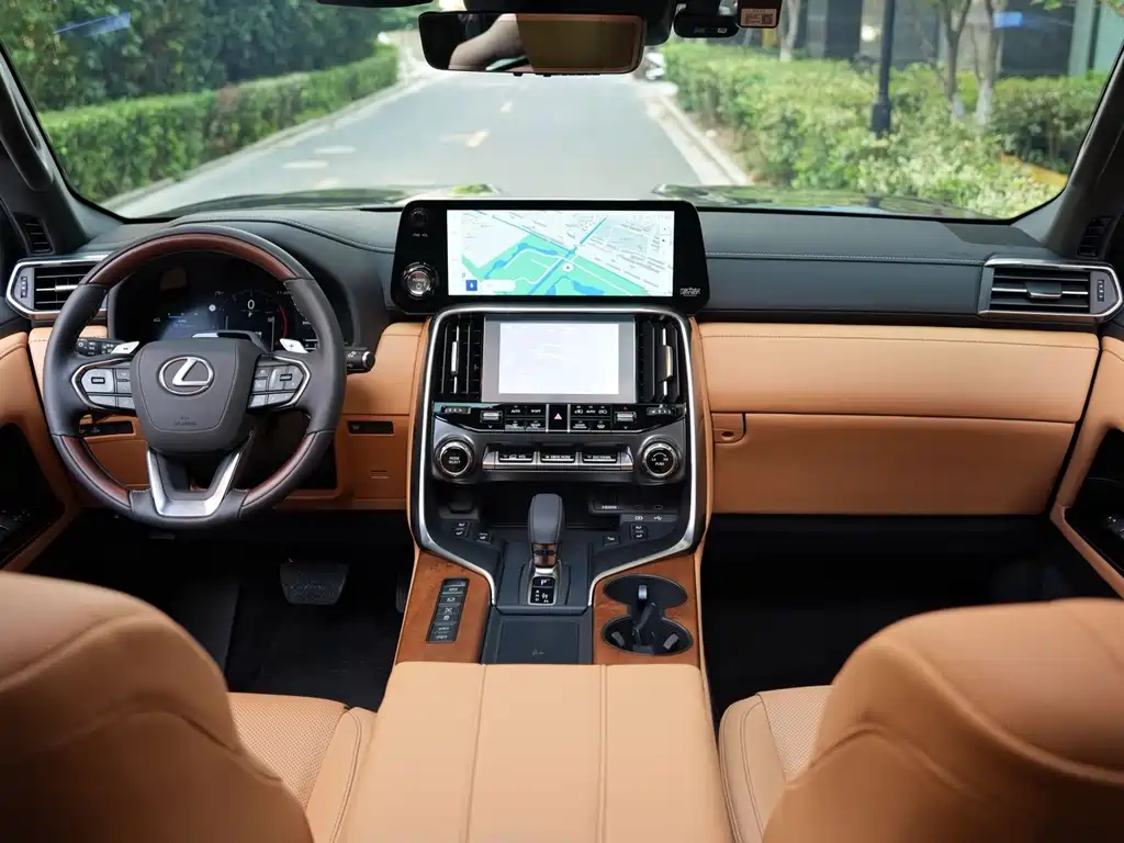 Lexus LX — миниатюра 13