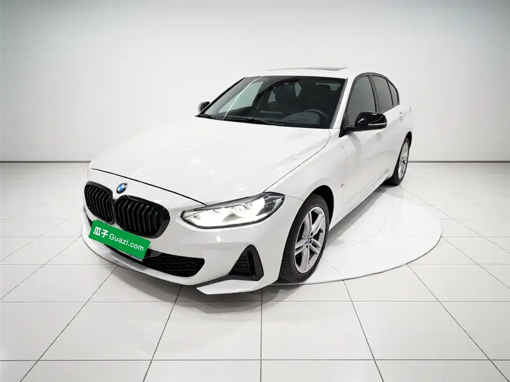 BMW 1 Series 2021