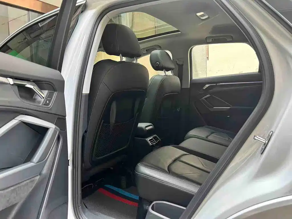 Audi Q3 Sportback — миниатюра 7