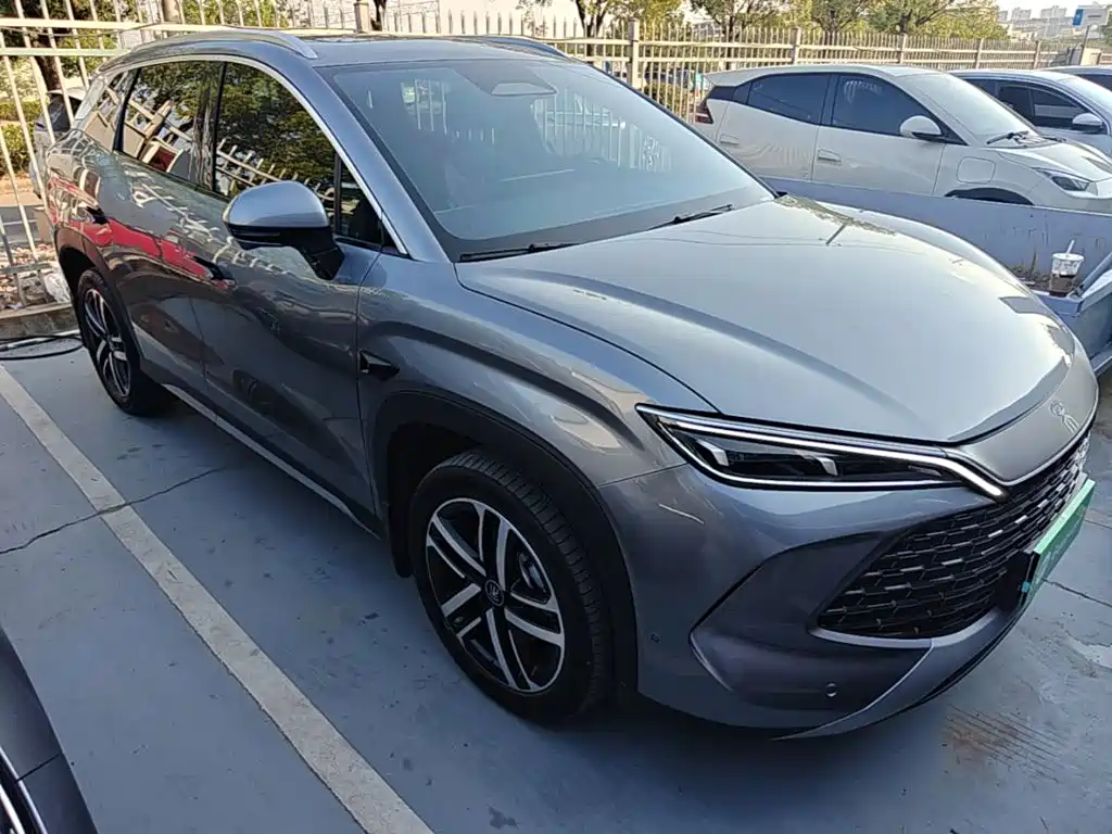 BYD L DM-i — миниатюра 4