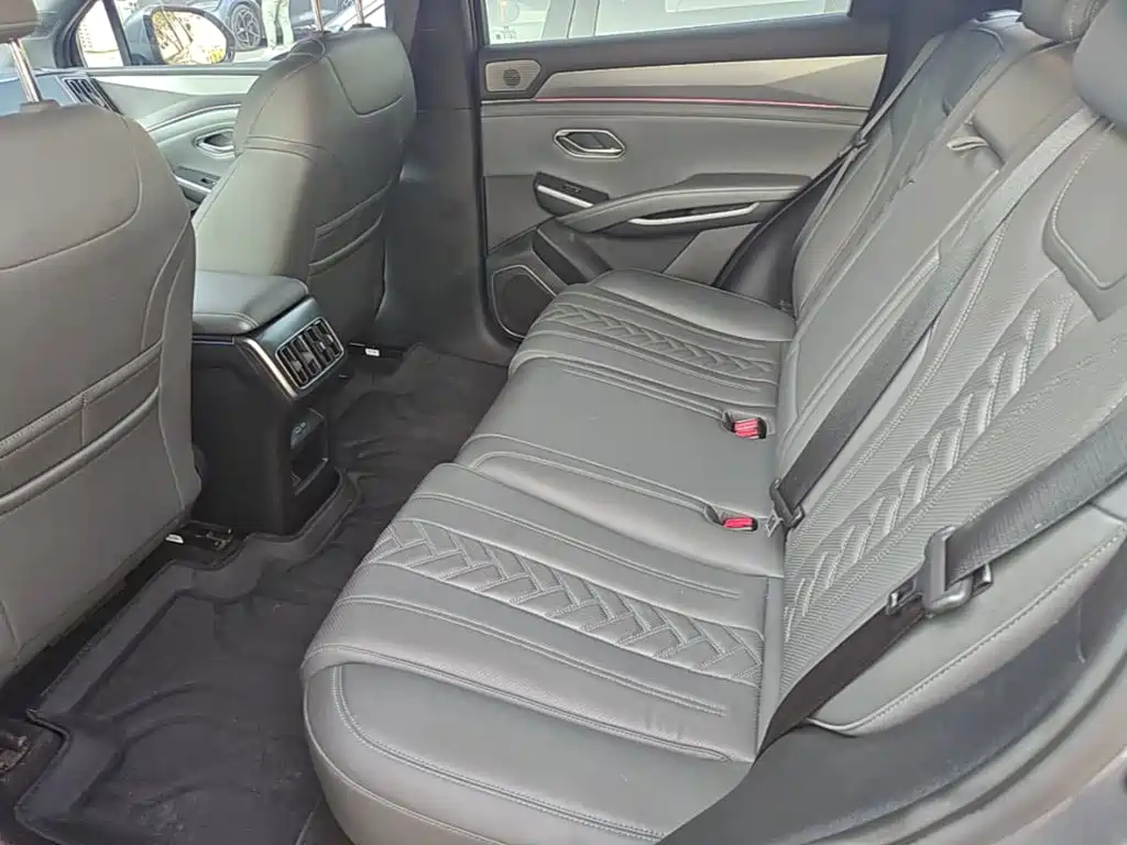 BYD L DM-i — миниатюра 17