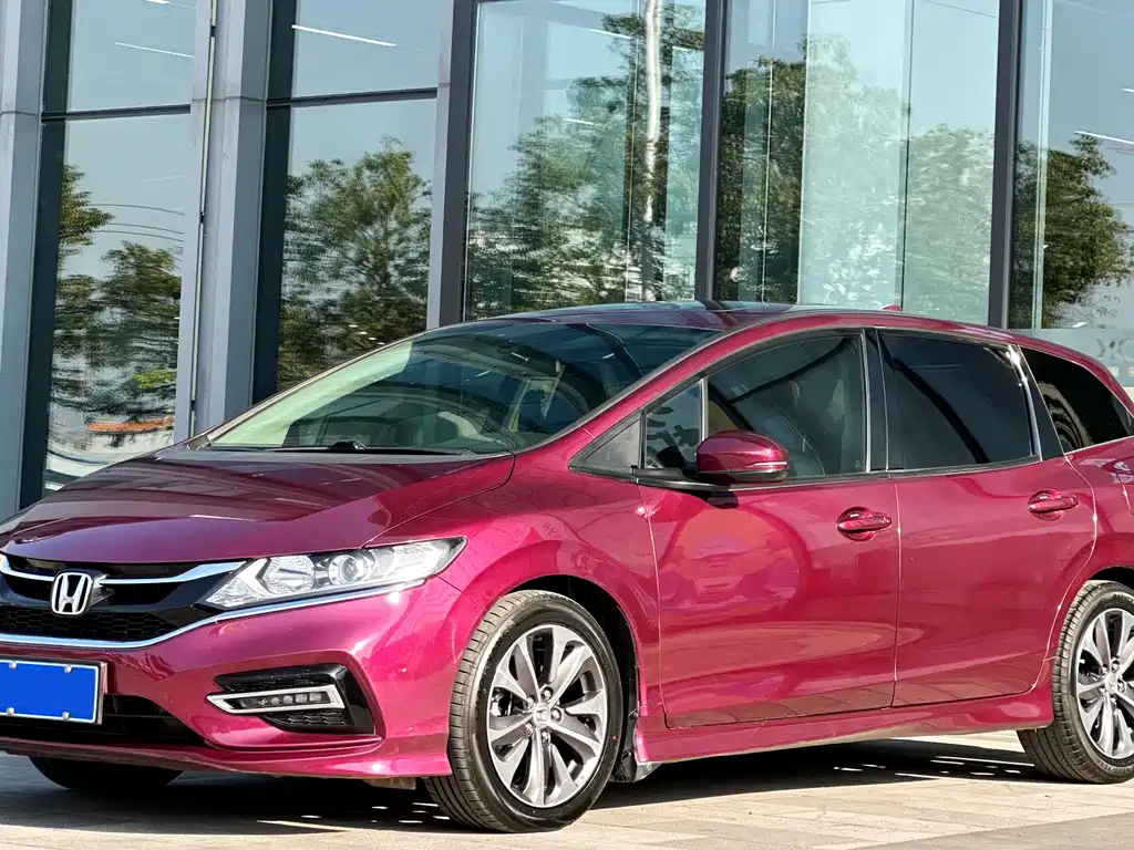 Honda Jade 2017