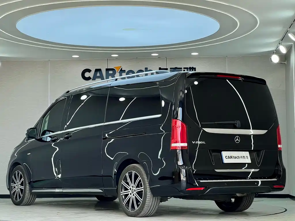 MERCEDES-BENZ V CLASS