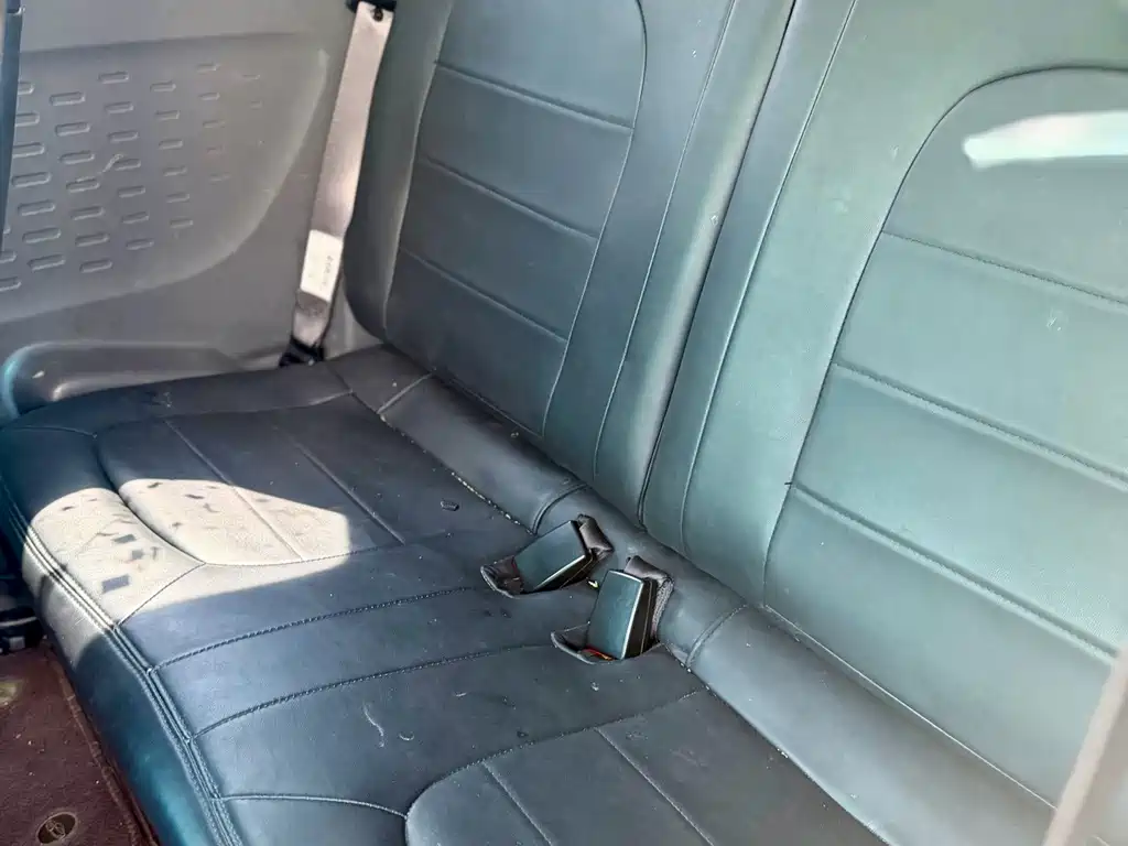 Wuling MINIEV — миниатюра 9