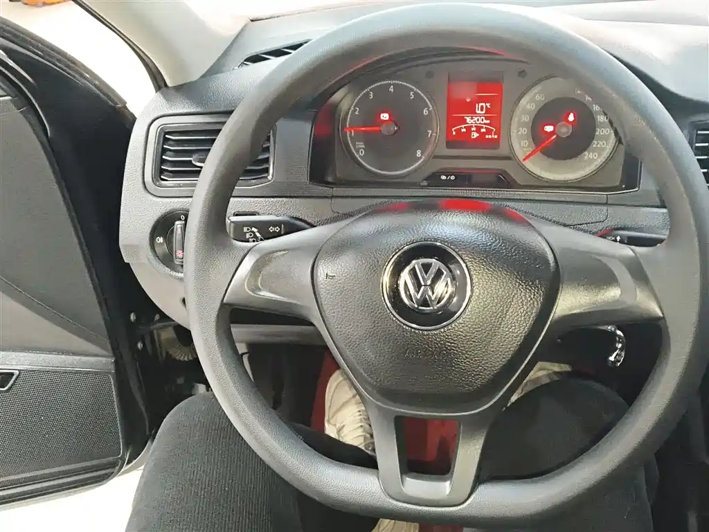 Volkswagen Santana 2016 1.6L MT