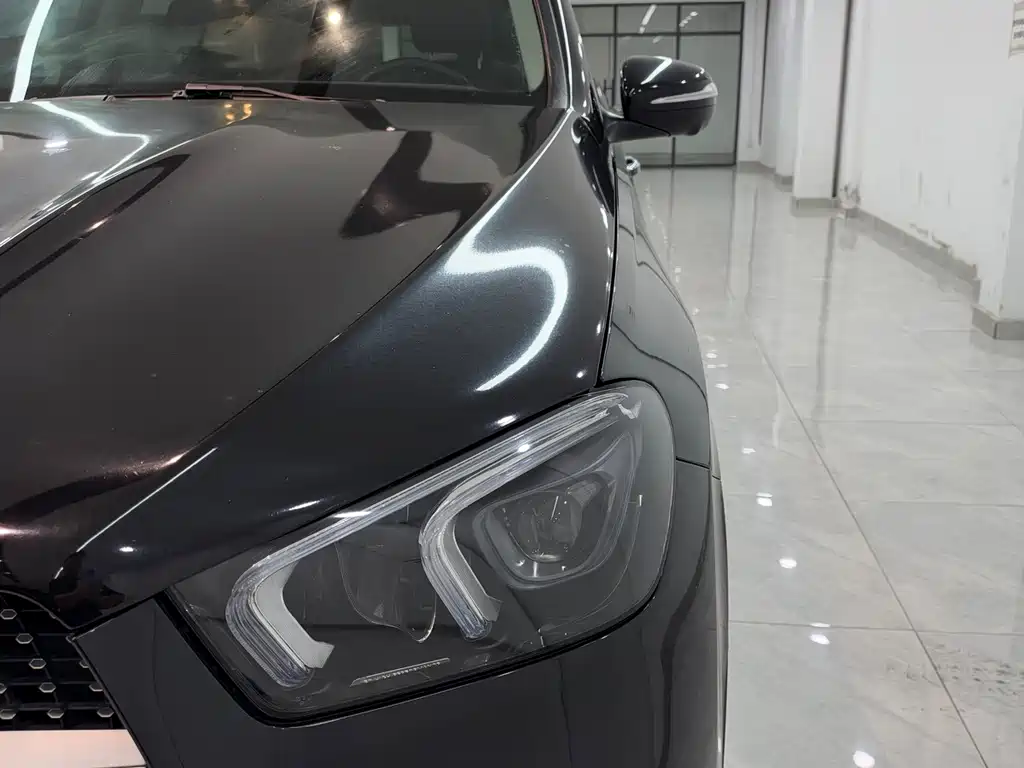 Mercedes-Benz GLE (Import) — миниатюра 15