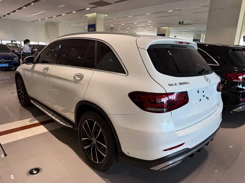 Mercedes-Benz GLC — миниатюра 9
