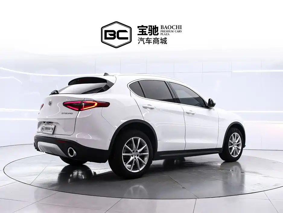Alfa Romeo Stelvio — миниатюра 3