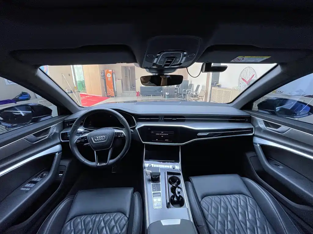 Audi A6L — миниатюра 6