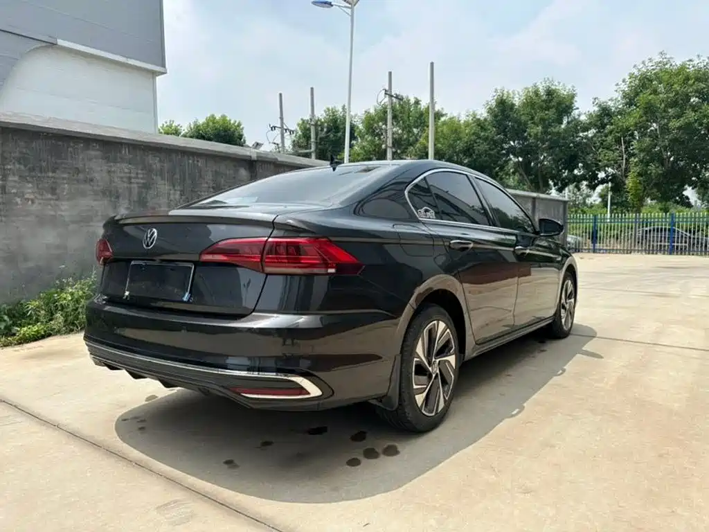 Volkswagen Bora — миниатюра 6