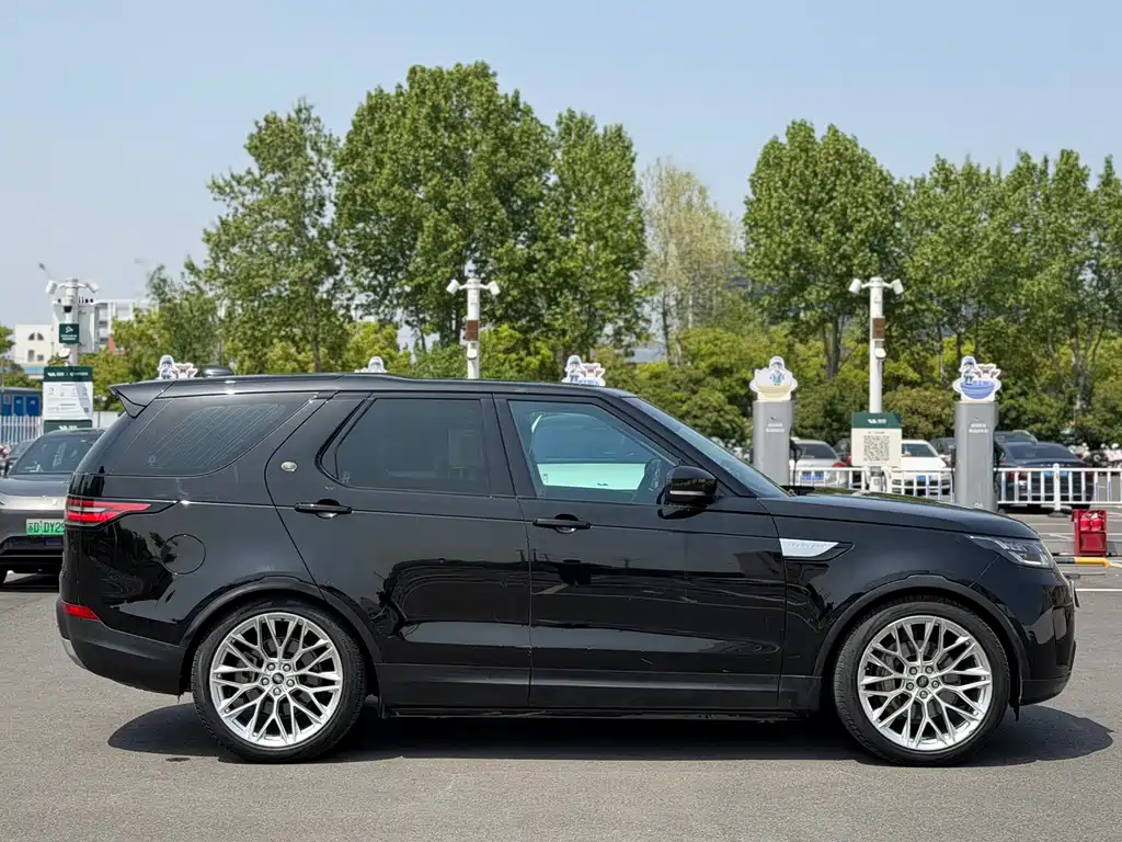 Land Rover Discovery 2018 3.0 SC V6 HSE