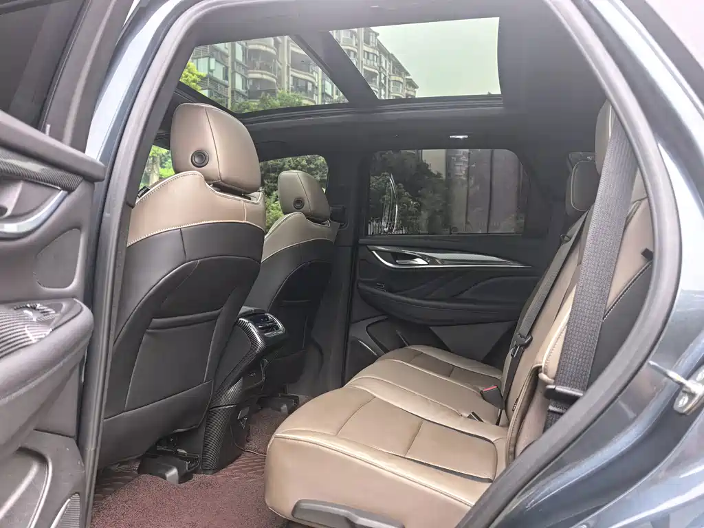 Buick Enclave — миниатюра 11