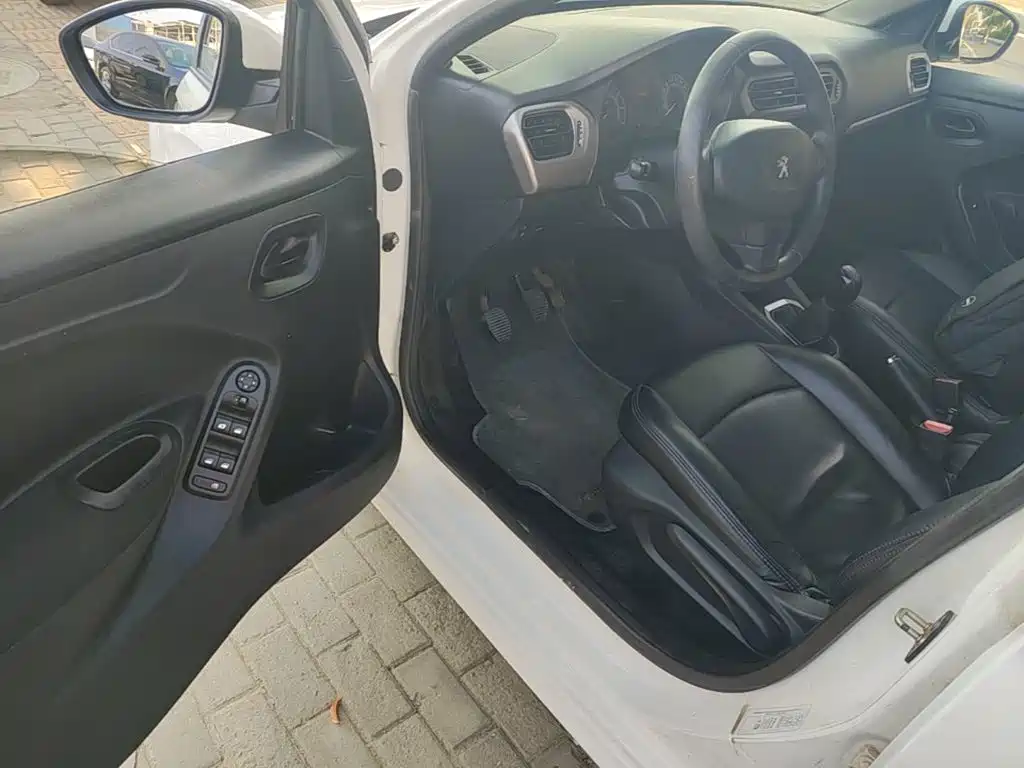 Peugeot 301 — миниатюра 16