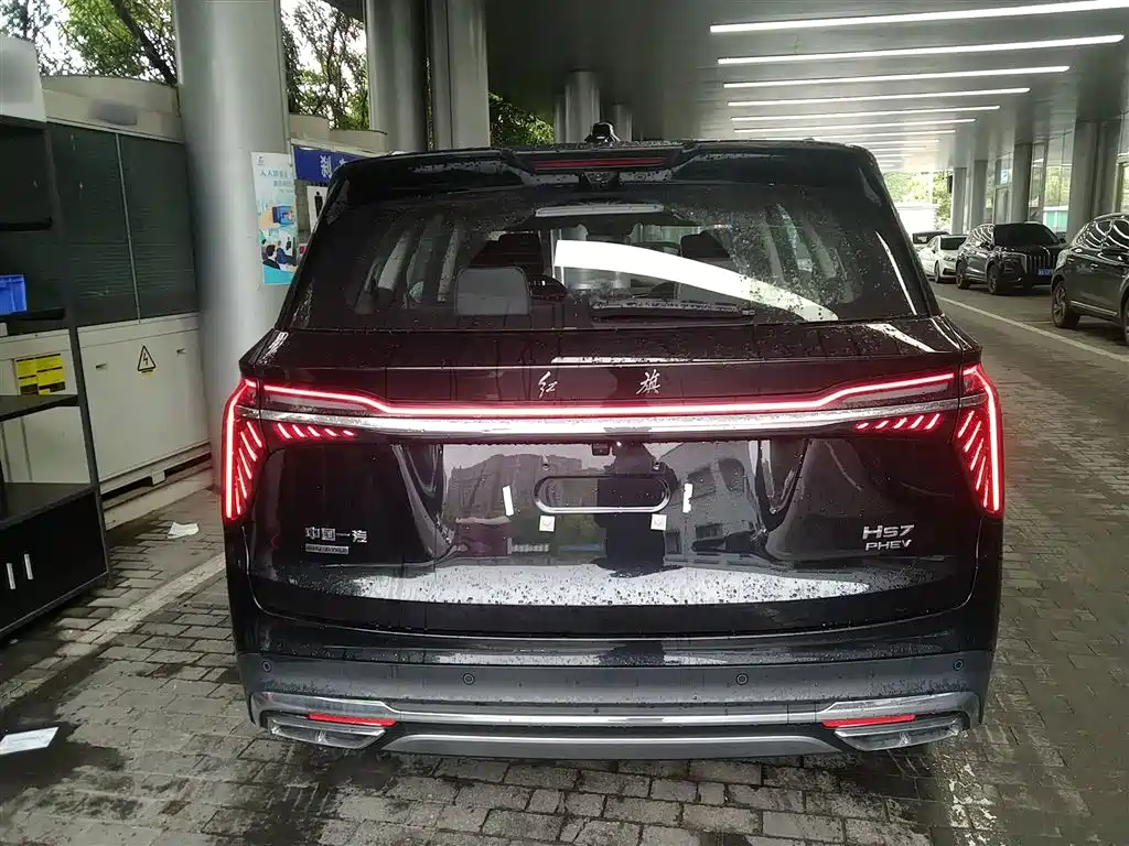 Hongqi HS7 PHEV 2024 2.0T PHEV 6 мест