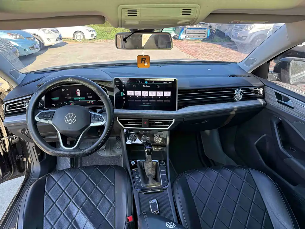 Volkswagen Sagitar — миниатюра 9