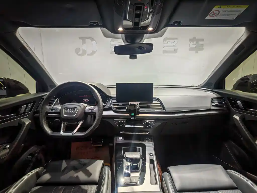 Audi Q5L — миниатюра 10