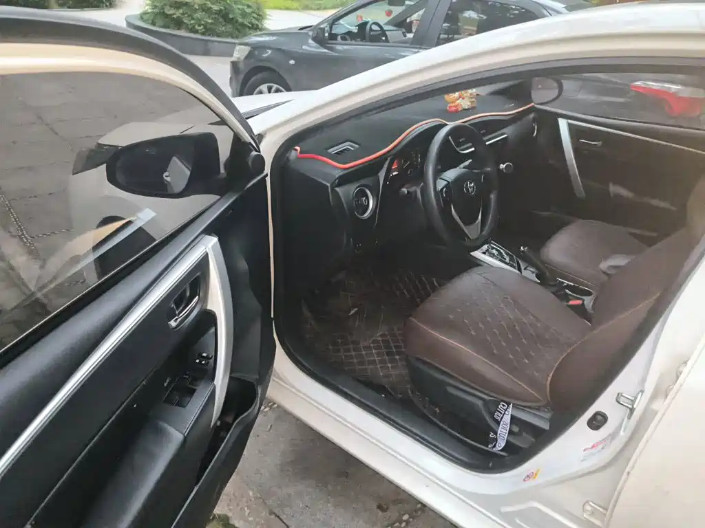 Toyota Corolla — миниатюра 12