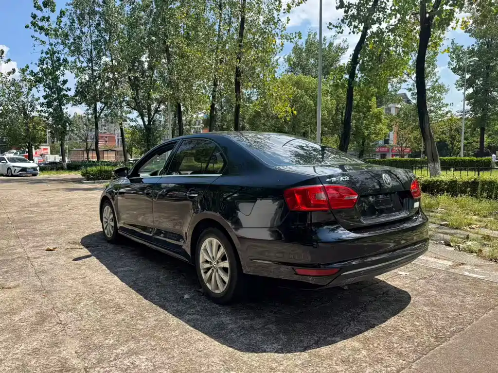 Volkswagen Sagitar — миниатюра 4