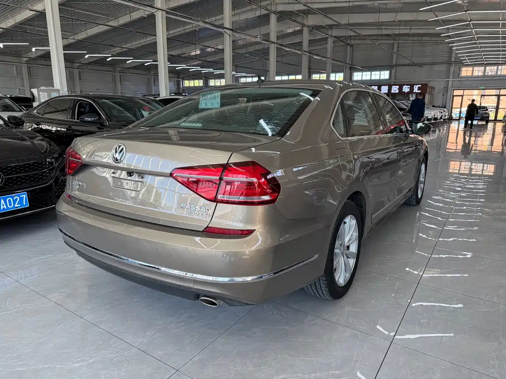 Volkswagen Passat — миниатюра 4