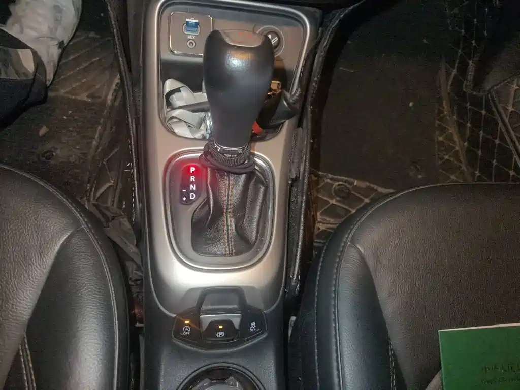 Jeep Compass — миниатюра 10