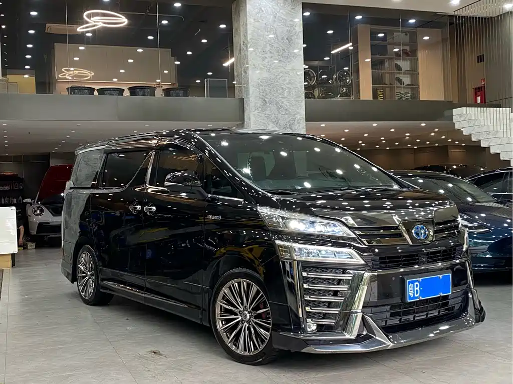 Toyota Vellfire — миниатюра 3