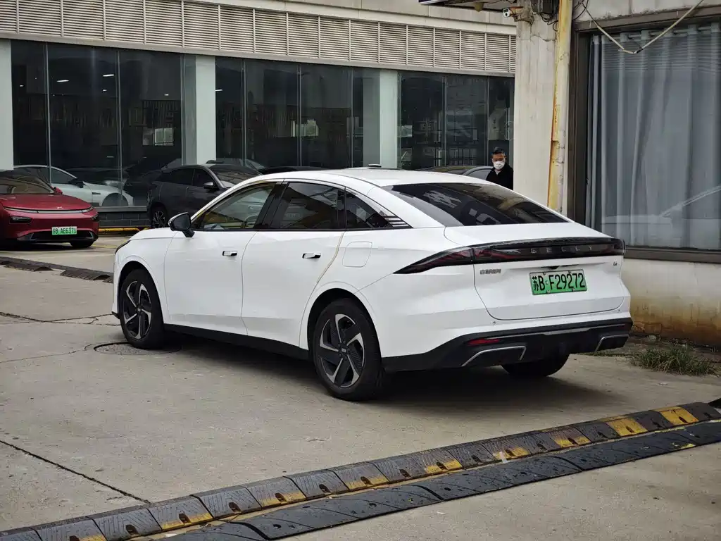 GEELY GALAXY GALAXY L6