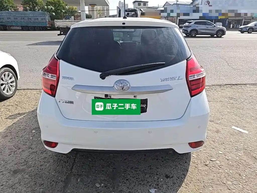 Toyota Yaris L — миниатюра 6
