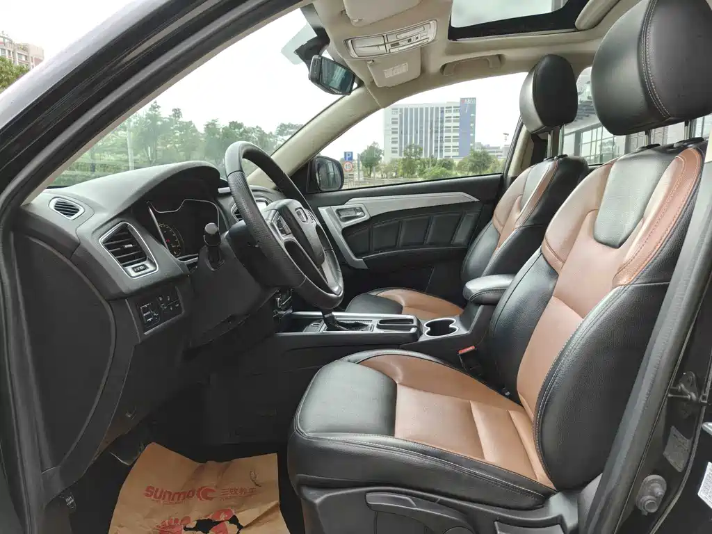 GEELY AUTOMOBILE VISION X6