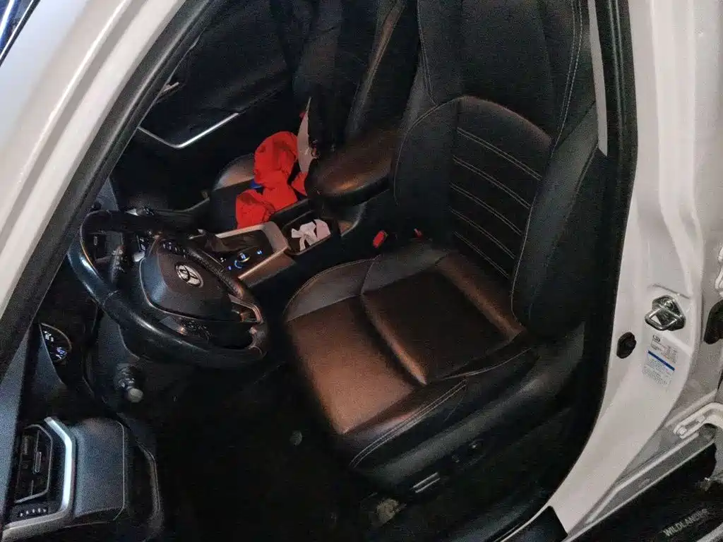 Toyota Wildlander — миниатюра 17