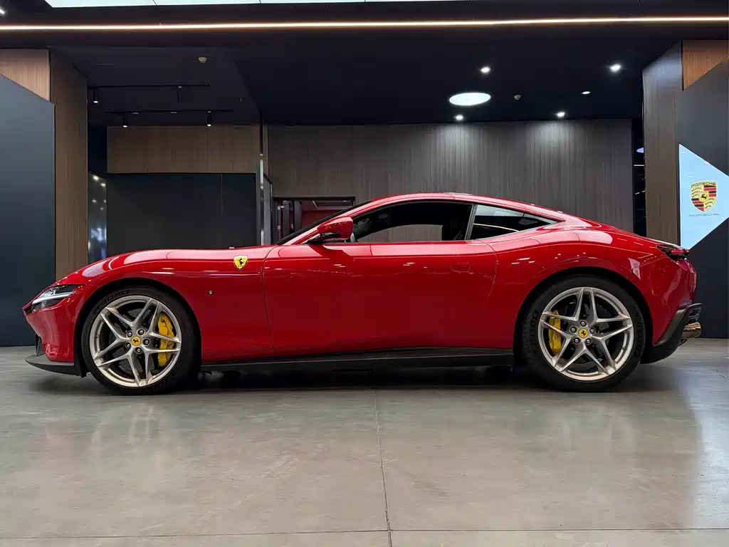 Ferrari Roma — миниатюра 3