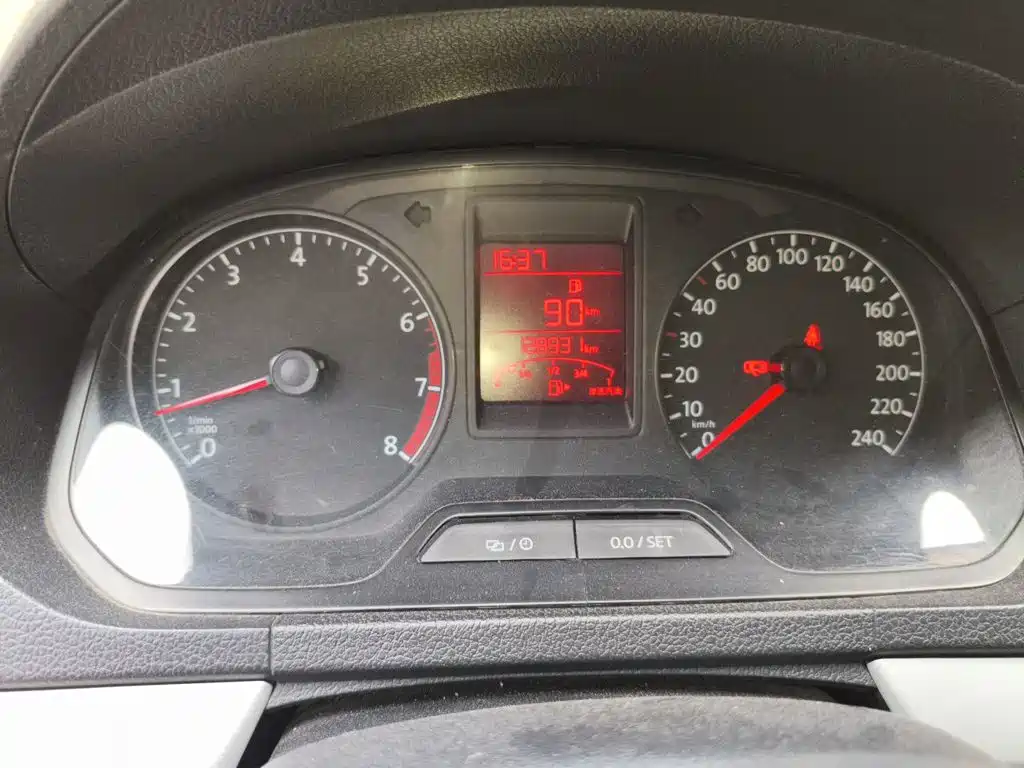 Volkswagen Jetta — миниатюра 7
