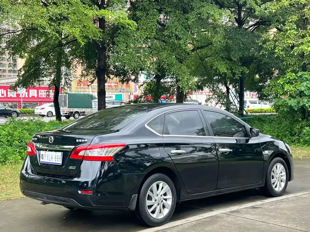 Nissan Sylphy — миниатюра 7