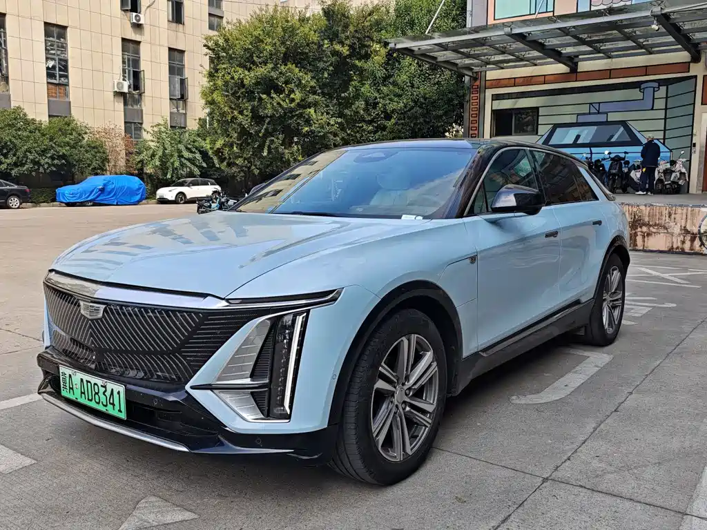 Cadillac Lyriq — миниатюра 3