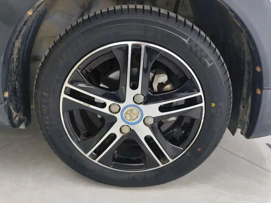 BAIC New Energy EC — миниатюра 6