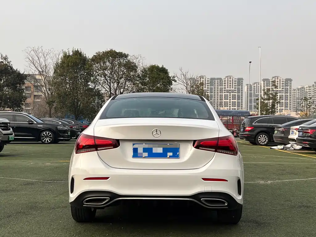 MERCEDES-BENZ A CLASS