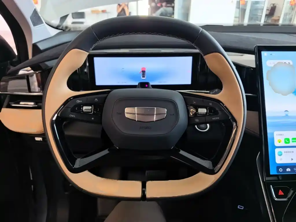 Geely Boyue L — миниатюра 11