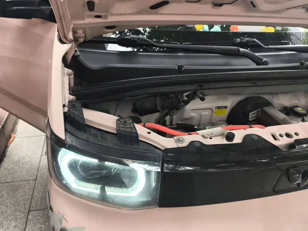 Wuling MINIEV — миниатюра 19