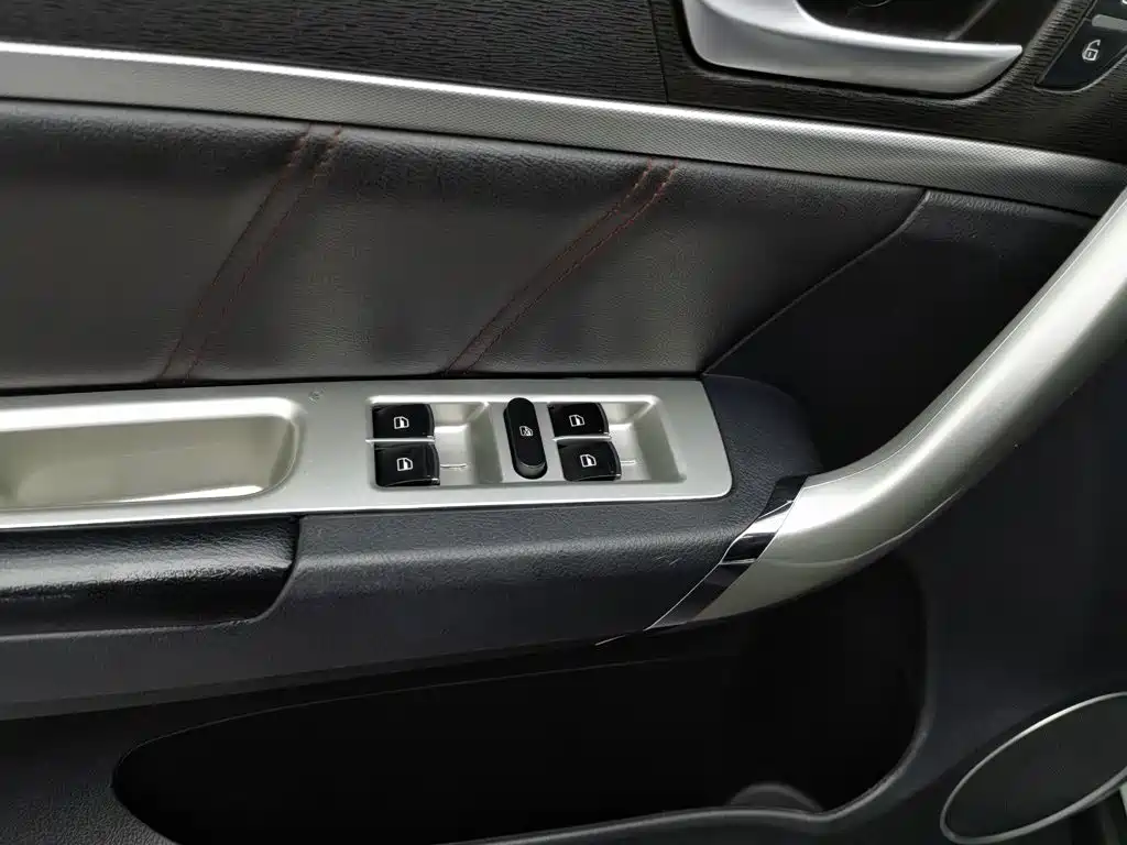 Haval M6 — миниатюра 9