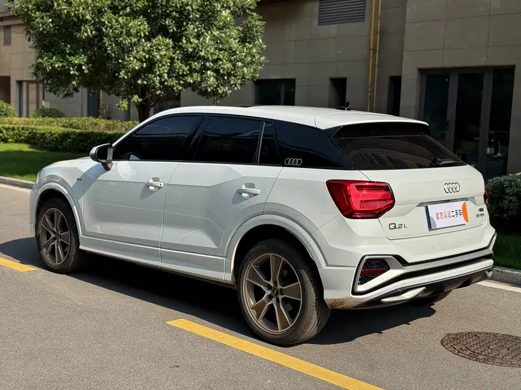 Audi Q2L — миниатюра 4