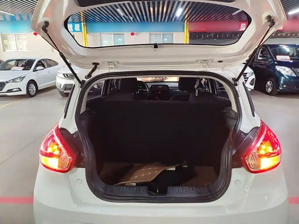 Baojun 310 — миниатюра 18