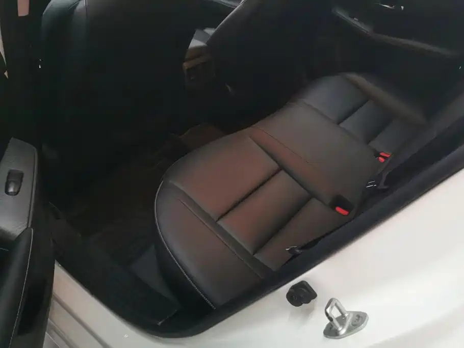 Nissan Sylphy — миниатюра 11