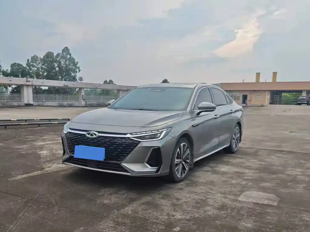 Chery Arrizo 8