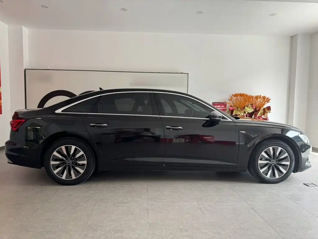Audi A6L — миниатюра 4