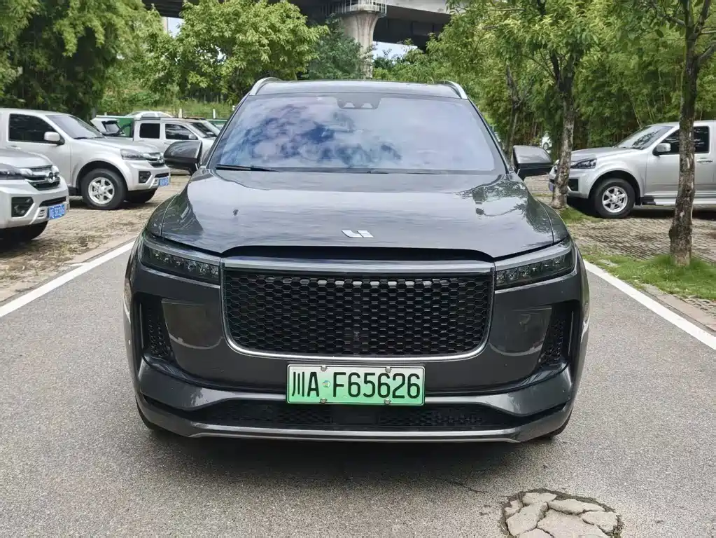 Li Auto Li ONE — миниатюра 2