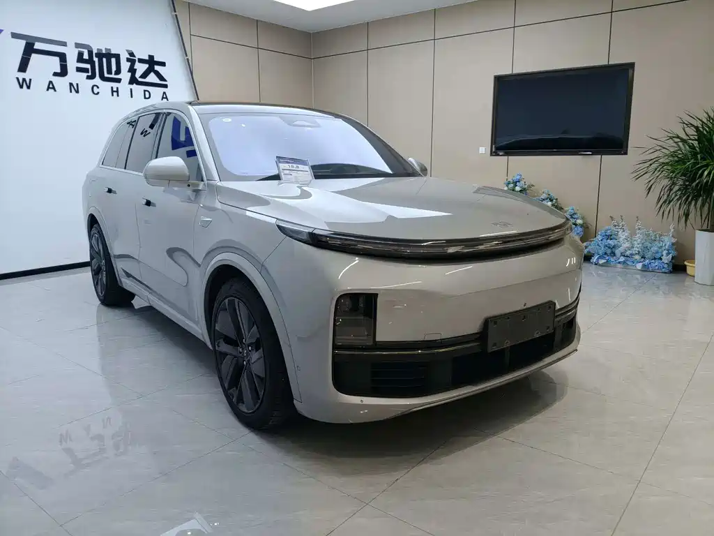 Li Auto Li L8 — миниатюра 2