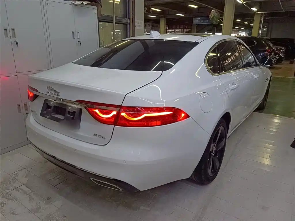 Jaguar XFL 2020 XFL 2.0T P200 Elite