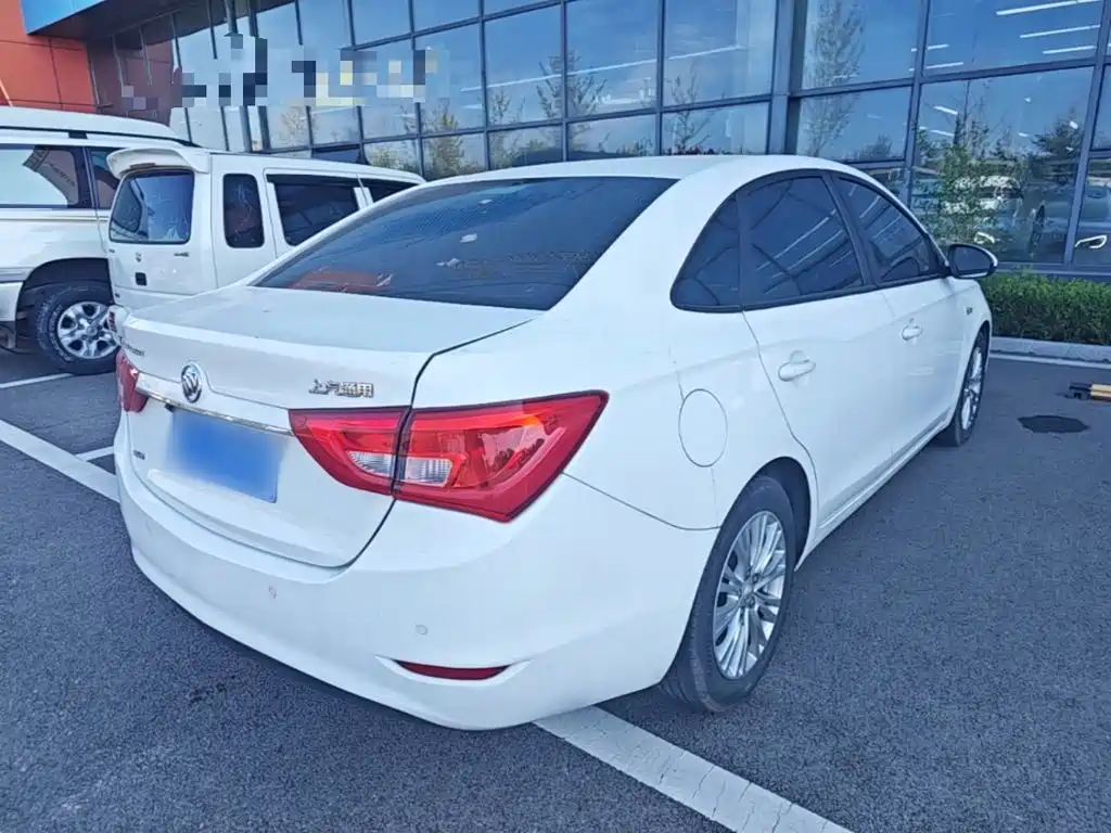 Buick Excelle — миниатюра 7