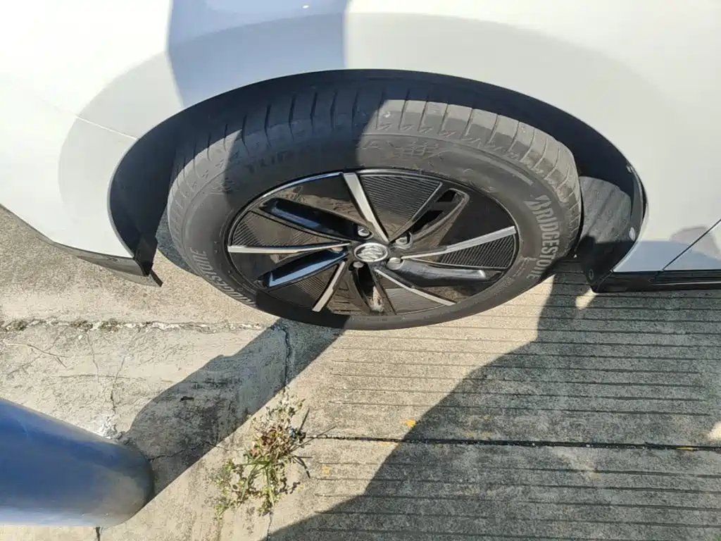 Buick Velite 6 — миниатюра 23