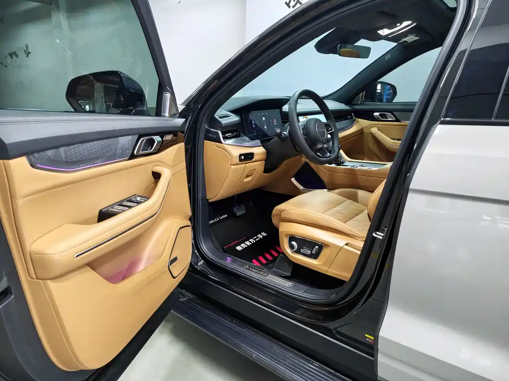 Lynk & Co 09 2024 2.0T Sport мест