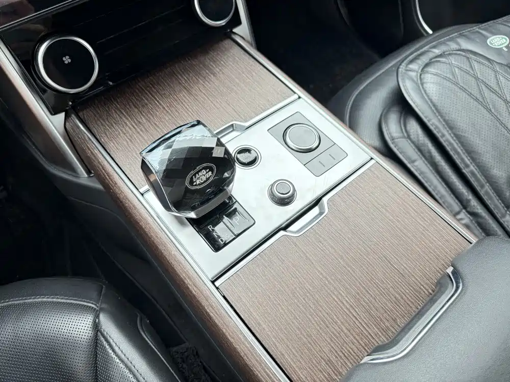 Land Rover Range Rover — миниатюра 11